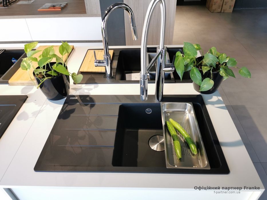 Вітрина &mdash; Кухонна мийка Franke Centro CNG 611-78 TL copy_114.0716.709