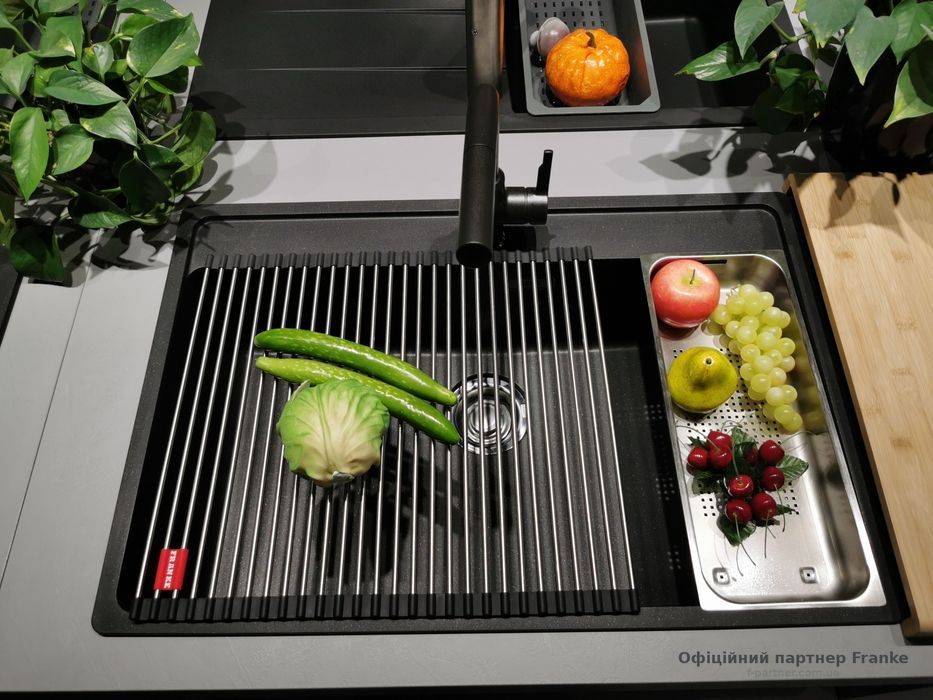 Кухонная мойка Franke Maris MRG 610-72 TL 114.0720.004